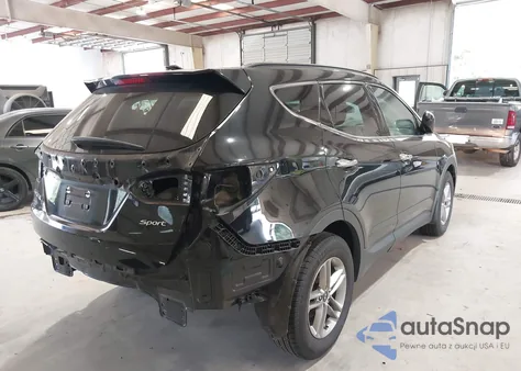 2018 Hyundai Santa Fe Sport 2.4L z USA, uszkodzony, nr VIN 5NMZU3LB1JH054077